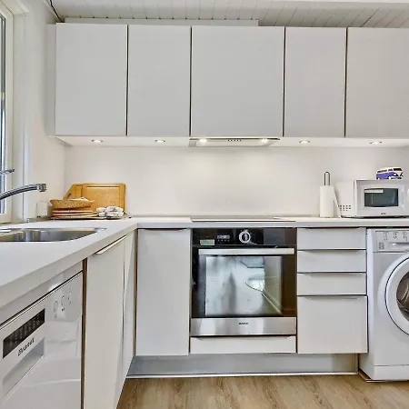 6 Person Holiday In Bl Vand Blåvand